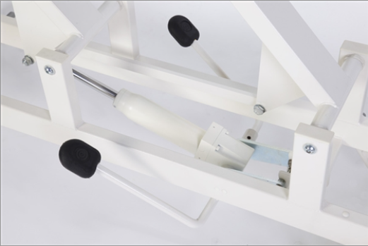 Leverage Efficiency: Foot-Operated Hydraulics for Effortless Medical Furniture Adjustments